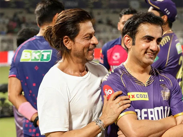 Shah Rukh Khan and Gautam Gambhir (Photo: IPL/BCCI)