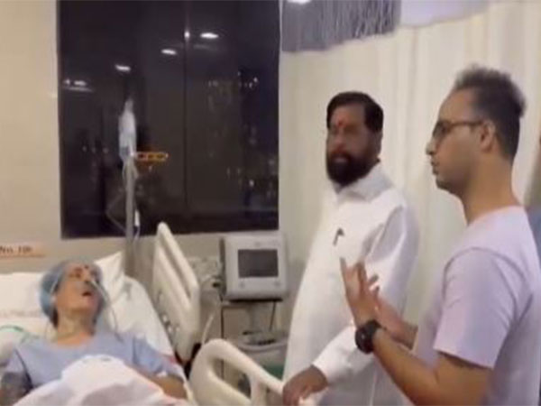 Maharashtra Chief Minister Eknath Shinde at Thane hospital (Image/ANI)