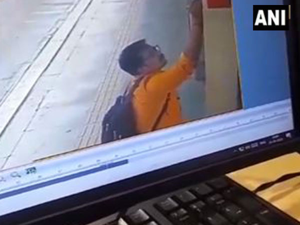 Screengrab of the CCTV footage of alleged suspect. (Photo/ANI)