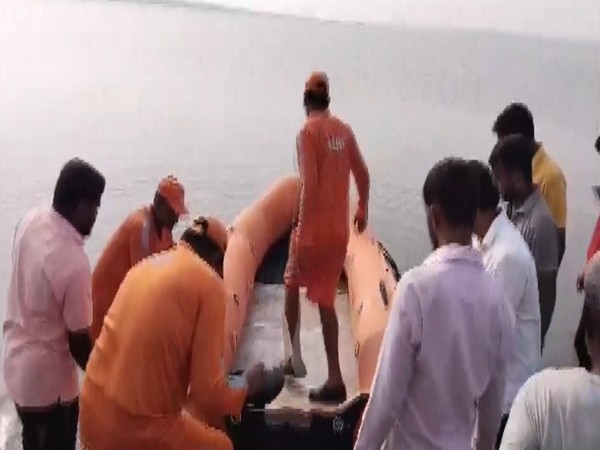 Search, rescue operation underway after boat capsized in Pune's Ujani dam (Photo/ANI)