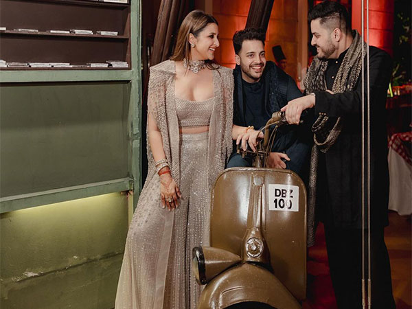 Parineeti Chopra with brothers Sahaj Chopra and Shivang Chopra (Image source: Instagram)