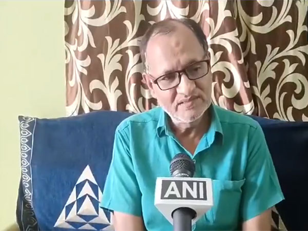 Father of Medical student from Chattisgarh who is stranded in Bishkek, Kyrgyzstan. (Photo: ANI)