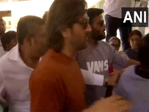 MS Dhoni at polling station. (Picture: ANI)
