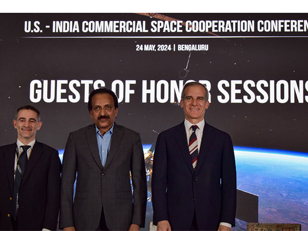 USIBC Managing director Alexender Slater (left), ISRO chairman S Somanath (middle), US Ambassador to India Eric Garcetti (Image Credit: US Embassy in India)