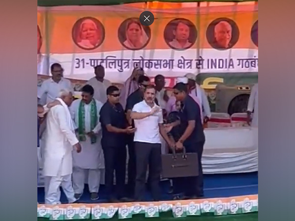 Portion of stage caves in during Rahul Gandhi's rally in Paliganj (Photo/ANI)