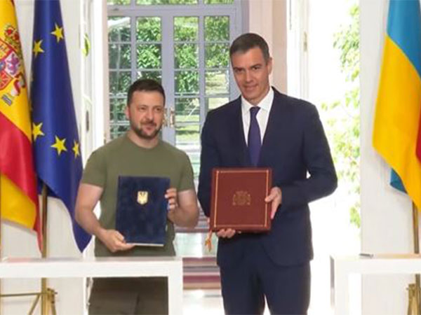 Ukrainian President Volodymyr Zelenskyy with Spanish Prime Minister Pedro Sanchez (Photo credits: X/@ZelenskyyUa)