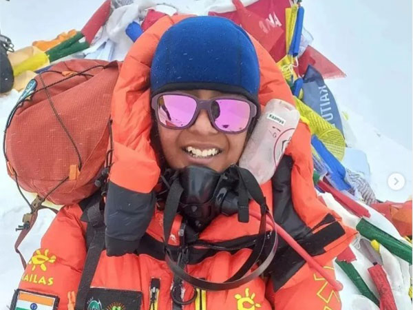 Mount Everest summiteer Kaamya Karthikeyan (Image Credit: Instagram/kaamya.sahas)