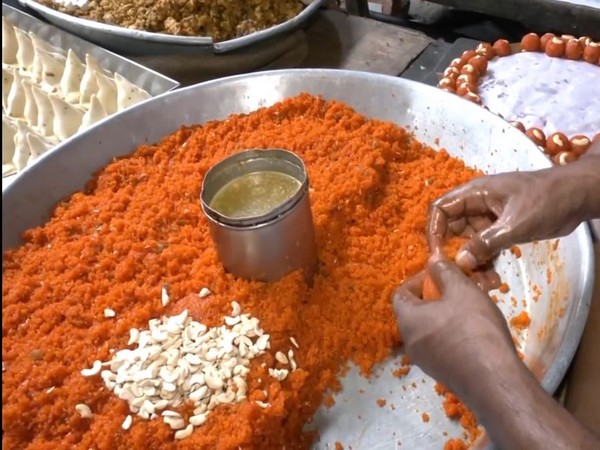 Maner laddoo (Photo/ANI)