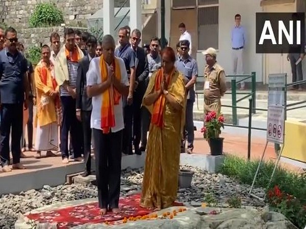 Vice President Jagdeep Dhankhar and his wife Sudesh Dhankhar (Photo/ANI)