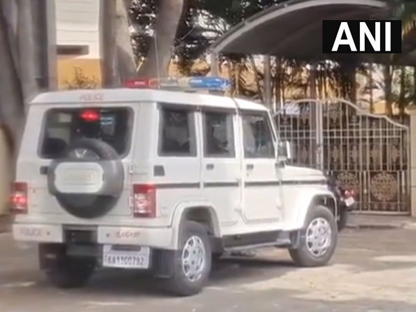 SIT at Bhavani Revanna's residence. (Photo/ANI)