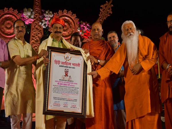 Mumbai’s Super Cop Krishna Prakash Honored with Hindi Sahitya Bharati Award