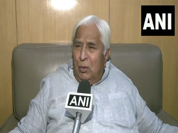 Congress leader and Karnataka Minister HK Patil (Photo/ANI)