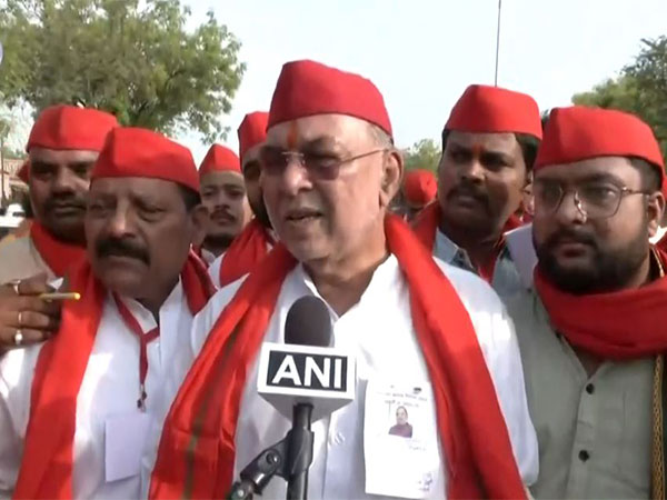 amajwadi Party leader Ravidas Mehrotra. (Photo/ANI)