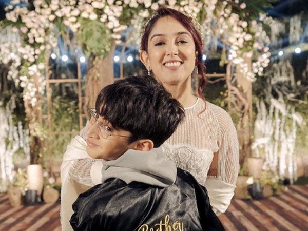 Ira Khan with brother Azad (image source: instagram/khan.ira)