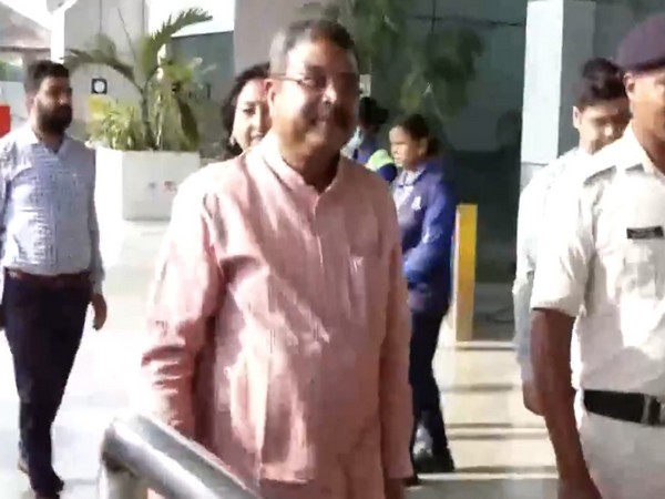 Dharmendra Pradhan leaves for Delhi (Photo/ANI) 