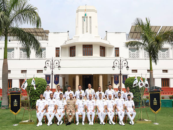 Indian Navy and Royal Navy of Oman hold Staff Talks in New Delhi (Photo/PIB)