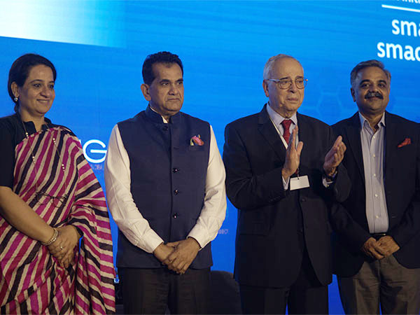 (Left to Right) Dr Ekroop Caur, Amitabh Kant, G20 Sherpa, India, Claude Smadja , Chairman of Smadja & Smadja Strategic Advisory, Sanjeev Kumar Gupta, KDEM