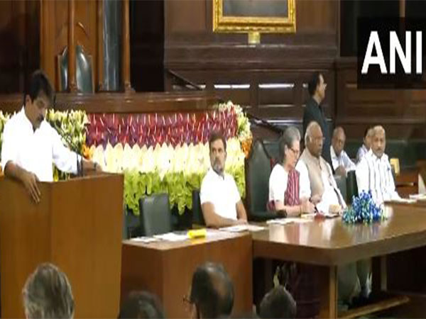 Congress Parliamentary Party meeting begins in Central Hall of Parliament (Photo/ANI)