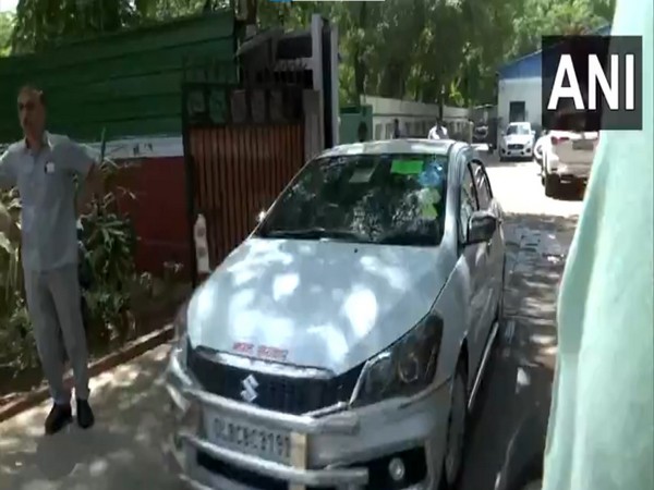 Leaders arrive at Narendra Modi's residence for the high tea ahead of swearing in ceremony (Photo/ANI)