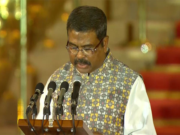 Dhqarmendra Pradhan takes oath as Union cabinet minister (Photo credit: DD News)