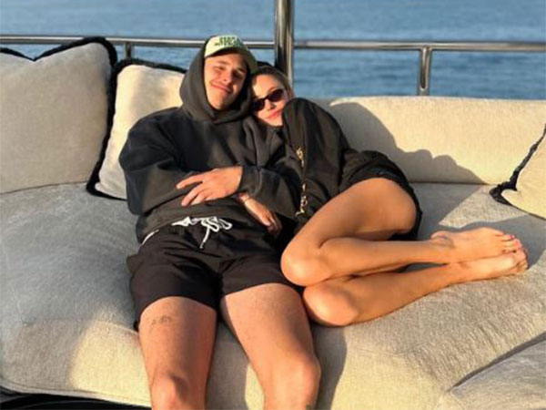 Dalton Gomez, Maika Monroe (Image source: Instagram/@maikamonroe)