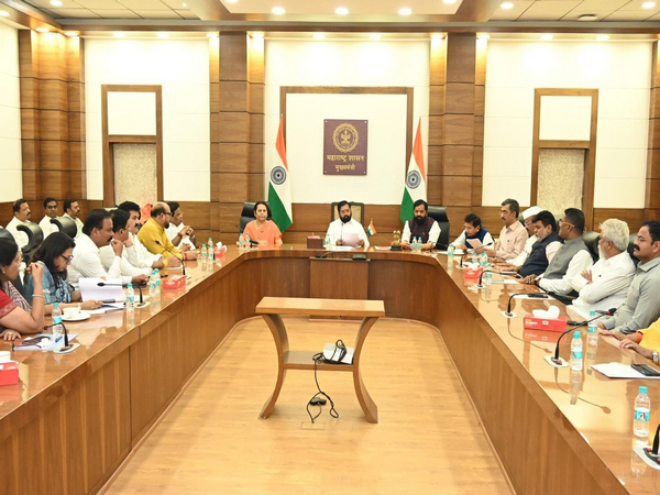 Shiv Sena holds meeting at CM's residence (Photo/ANI)