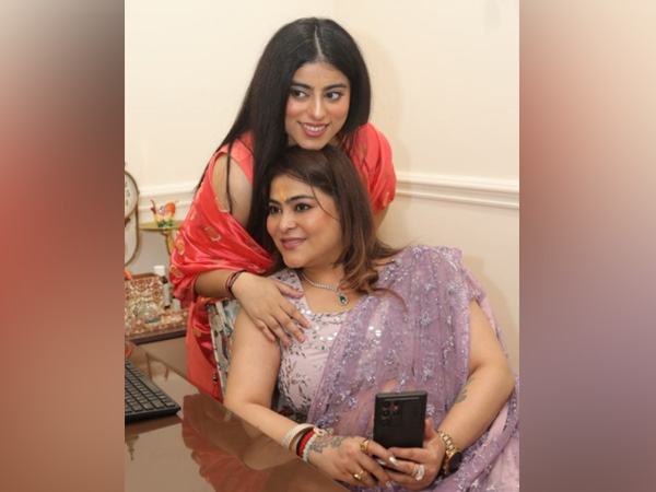 Komal Mahendru Opens Stylz Salon in Hazratganj, Introduces Daughter Jaanhavi Mahendru: Bridging Cricket and Beauty