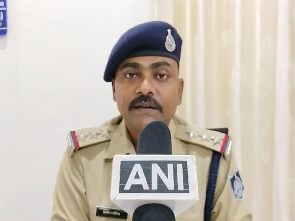 Cantt Guna police station in charge Dilip Rajoriya (Photo/ANI)