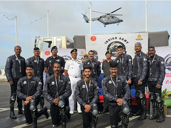 Indian Army D5 Motorcycle expedition rides out to commemorate 25 years of Kargil Victory (Photo credit/PIB)