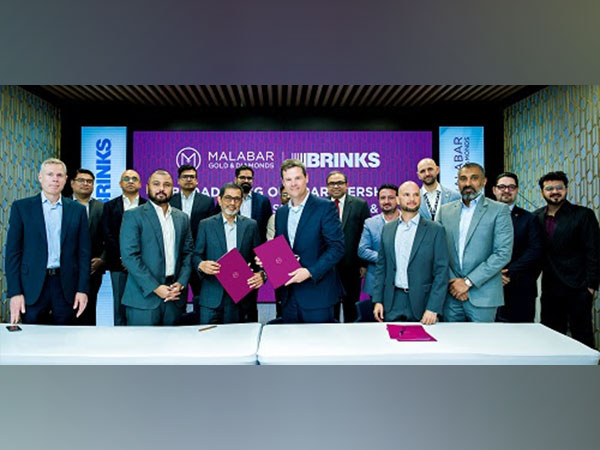 Malabar Gold & Diamonds and Brink’s Inc. executives sign a business partnership expansion agreement in Dubai