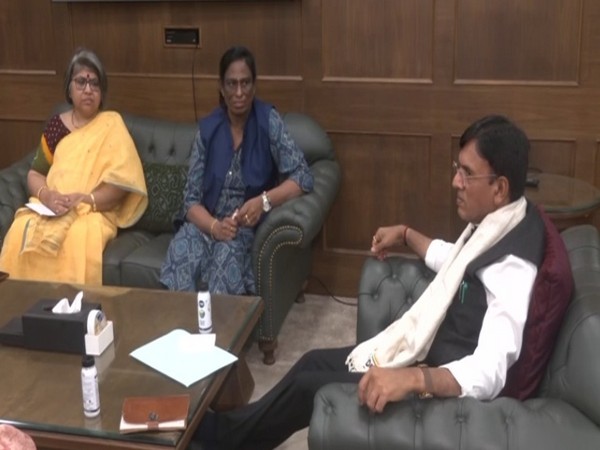 Minister for Youth Affairs and Sports Mansukh Mandaviya meets IOA President PT Usha. (Photo/ANI)