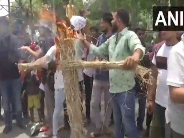 Students protesting in Patna demanding cancellation of NEET exam (Photo/ANI) 