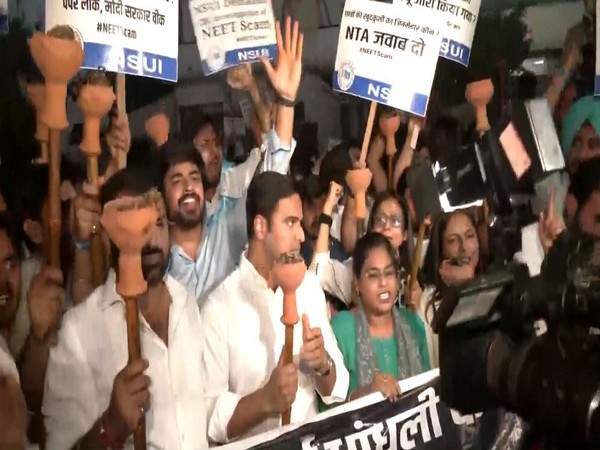 NSUI protests in Delhi over NEET issue. (Photo/ANI)