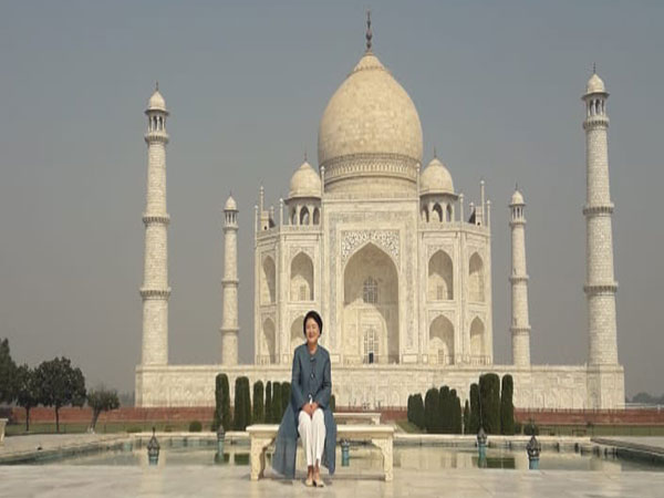Former South Korean First Lady Kim Jung-sook visited Taj Mahal on Nov 7, 2018 (File Photo/ANI)