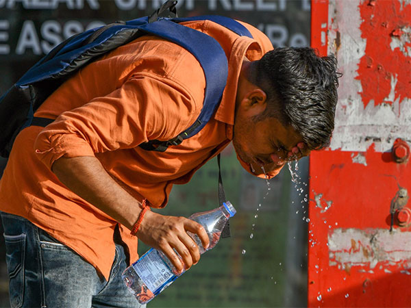 Severe heat conditions continue to prevail in Delhi. (File Photo/ANI)
