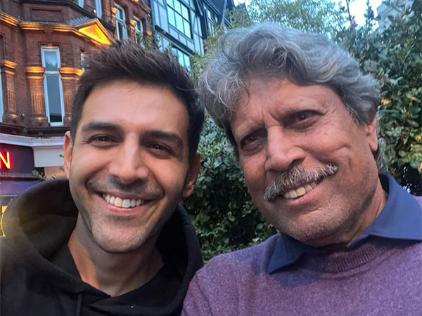 Kartik Aaryan, Kapil Dev (Image Source: Instagram)