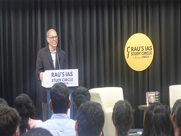 Former RBI Governor Dr Duvvuri Subbarao Visits Rau's IAS Study Circle: A Nostalgic Journey Back to His Roots