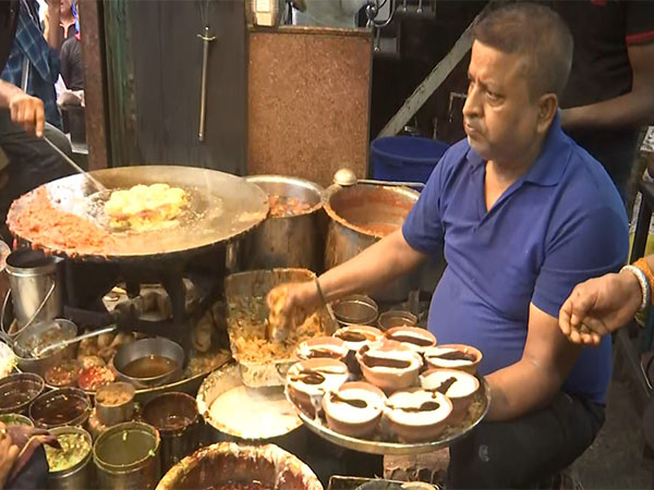 Kashi Chaat Bhandaar in Varanasi (image source: ANI)