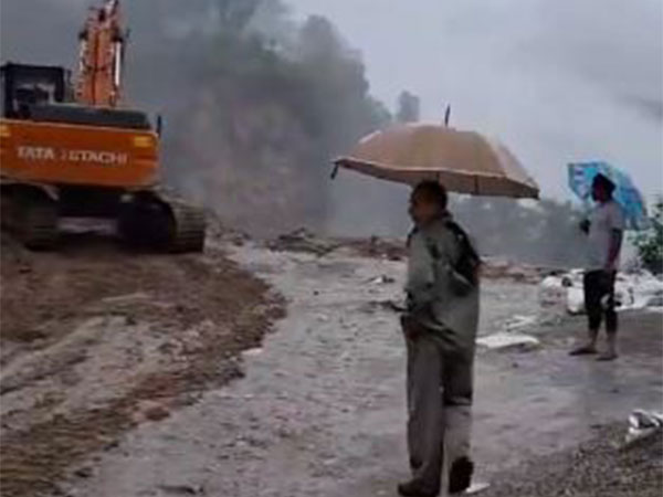 Debris clearing operation underway at Rudraprayag Gaurikund NH 107 (X/@RudraprayagPol)