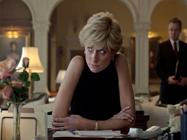 Elizabeth Debicki in a still from 'The Crown' (Image source: Instagram)