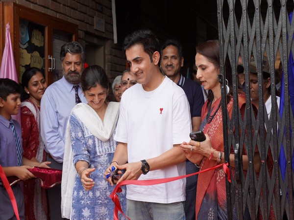 Gautam Gambhir during state-of-the-art injury-free multi-sports field at Modern School in Vasant Vihar (Photo: Gallant Sports)