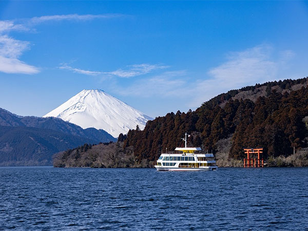 Mt. Fuji from Lake Ashinoko, Hakone