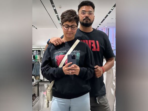 Hina Khan with boyfriend Rocky Jaiswal (Image source: Instagram)