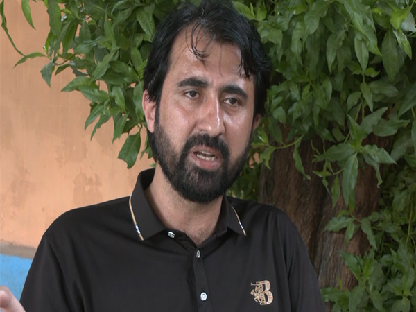 Restaurant owner Asif Gohar (Photo/ANI)