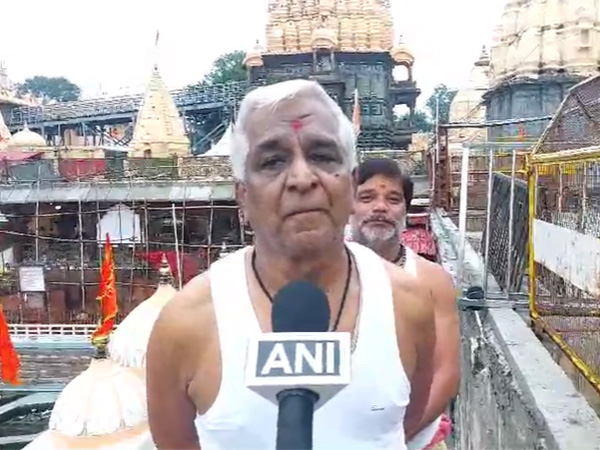 Priest Mahesh Sharma (Photo/ANI)