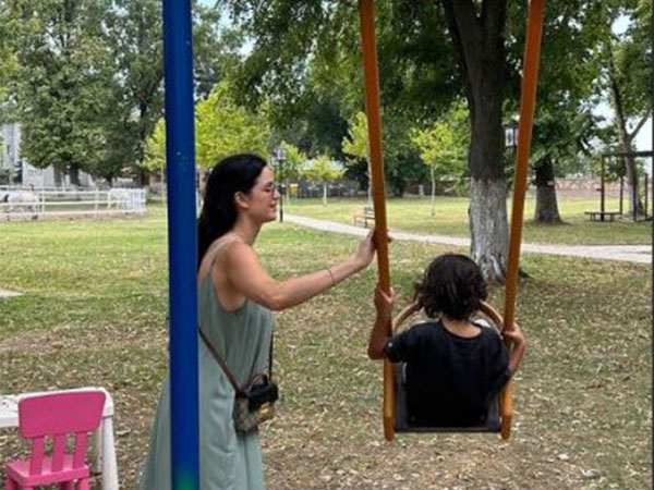 Natasa Stankovic with her son Agastya (image source: instagram/natasastankovic__)
