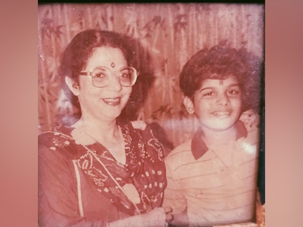 Sajid Khan with mother Menka Irani (image source: instagram/aslisajidkhan)