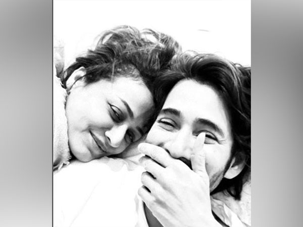 Actor Mahesh Babu and his wife Namrata (Image source: Instagram)