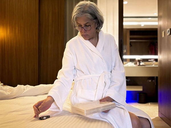 Zeenat Aman (image source: instagram/thezeenataman)