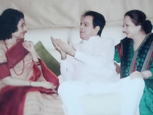 Vyjayanthimala, Dilip Kumar, Saira Banu (Image Source; Instagram)